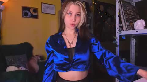 Nicole online show from November 6, 3:34 am