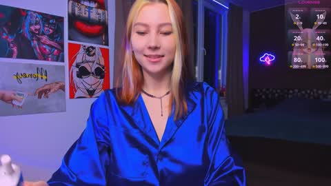 Nicole online show from February 6, 12:22 am