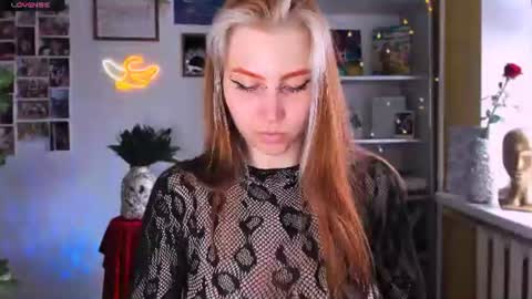 Nicole online show from July 5, 4:19 am