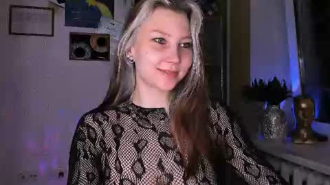 Nicole online show from June 21, 10:36 pm
