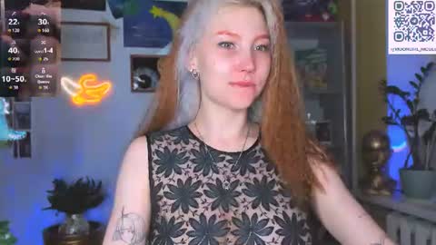 Nicole online show from July 18, 8:11 pm