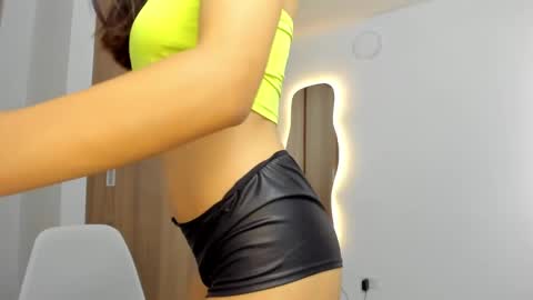 N A T A L I A online show from March 6, 4:07 pm