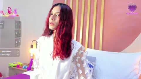 Snapshot of nicolee_angels chatting on September 27, 8:38 pm N i c o l e online show from September 27, 8:38 pm
