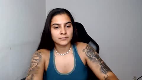 nicoleever online show from August 5, 5:41 pm