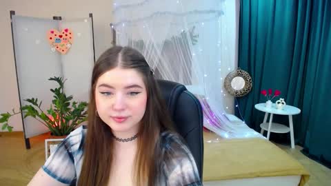 Snapshot of nicolefoxery chatting on February 24, 10:24 am nicolefoxery online show from February 24, 10:24 am
