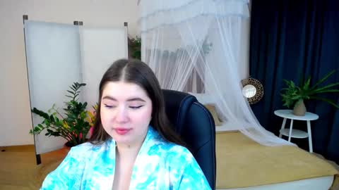 Snapshot of nicolefoxery chatting on December 6, 3:19 am nicolefoxery online show from December 6, 3:19 am