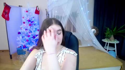 Snapshot of nicolefoxery chatting on December 31, 3:23 am nicolefoxery online show from December 31, 3:23 am