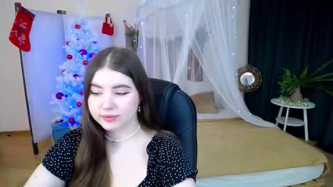 Snapshot of nicolefoxery chatting on December 16, 3:19 am nicolefoxery online show from December 16, 3:19 am