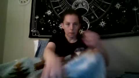 Nicole online show from February 13, 1:02 pm