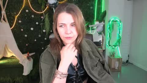 nicolehits online show from April 13, 1:12 pm