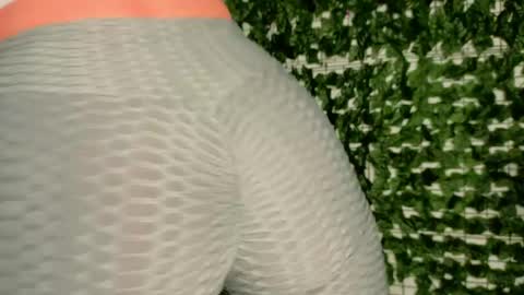 nicoleirisxxx online show from June 9, 5:07 am