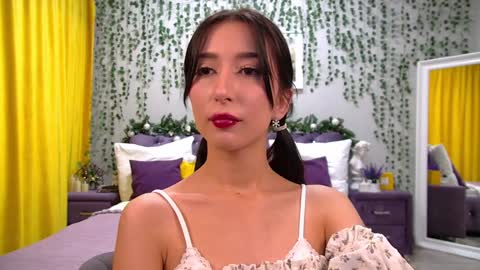 Nicole online show from December 27, 4:44 pm