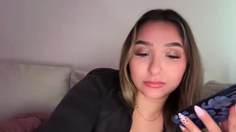 nicolelovesyou444 online show from February 26, 4:39 pm