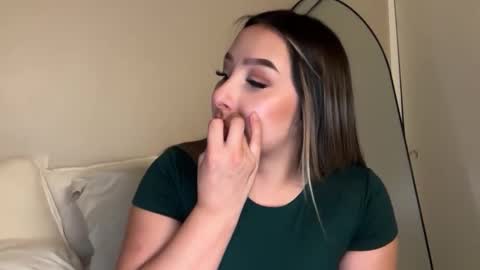 nicolelovesyou444 online show from March 10, 10:36 pm