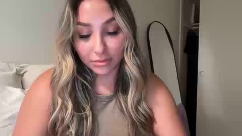 nicolelovesyou444 online show from October 10, 6:51 am