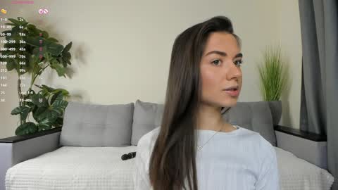 Dua Lipa online show from December 13, 1:12 pm