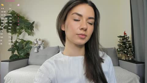 Dua Lipa online show from January 5, 1:04 pm