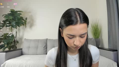 Dua Lipa online show from January 12, 1:05 pm