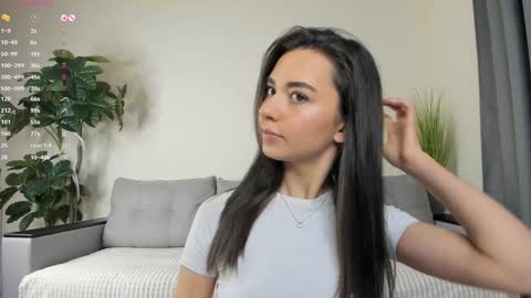 Dua Lipa online show from January 10, 1:09 pm