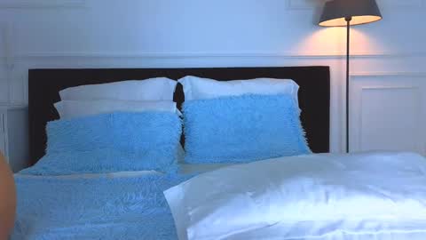 Nicole online show from January 12, 2:56 am