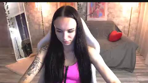 Nicole online show from June 14, 3:34 pm