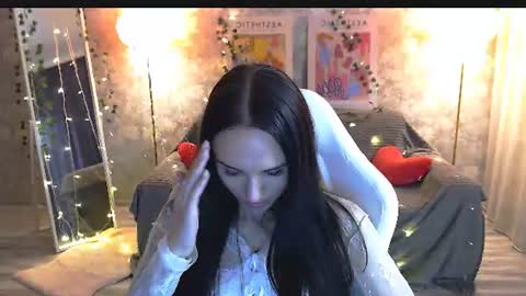 Nicole online show from June 13, 7:11 pm