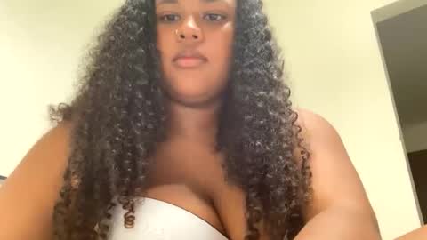 Snapshot of nicolette356 chatting on October 9, 1:54 am nicolette356 online show from October 9, 1:54 am