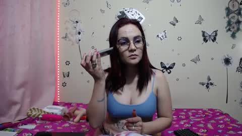 Snapshot of nicolle_sky chatting on October 5, 11:48 am nicolle_sky online show from October 5, 11:48 am