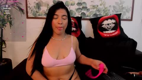 Snapshot of nicollelima chatting on March 11, 8:42 pm Nicolle Lima online show from March 11, 8:42 pm