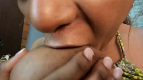 nicollesofia3 online show from February 22, 5:23 am