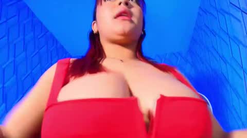 Nicolle Miley online show from February 2, 4:44 am