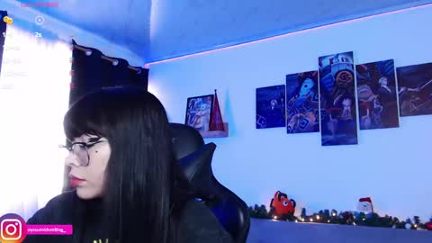 Lizzie online show from December 9, 8:23 pm