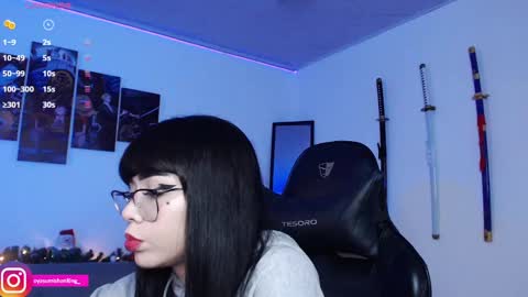 Lizzie online show from December 18, 8:14 pm