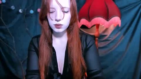 Lilitht online show from November 11, 1:30 pm