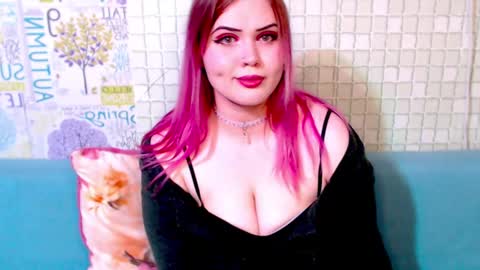 Snapshot of night_shine chatting on February 16, 2:00 am night_shine online show from February 16, 2:00 am