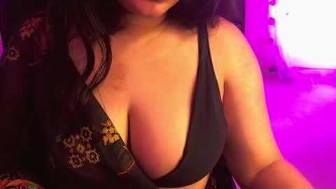 nightqueen107446 online show from March 2, 7:15 am