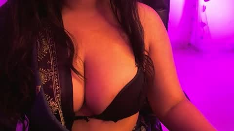 nightqueen107446 online show from October 16, 7:33 am