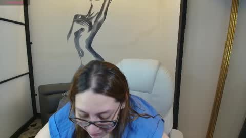 Snapshot of niickyjones chatting on March 1, 4:15 am Anni online show from March 1, 4:15 am