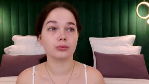 Snapshot of nikaflowers chatting on September 15, 2:53 am Nika online show from September 15, 2:53 am