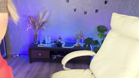 NikaStill  online show from February 5, 5:54 am