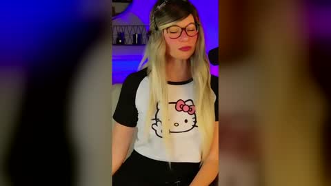 Kitty Chatte online show from June 9, 8:30 pm