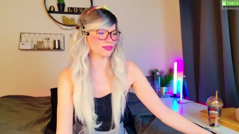 Kitty Chatte online show from February 16, 8:21 am