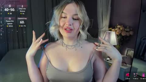 Nikki online show from November 14, 2:00 am