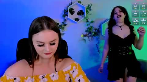 nikki_kiss_ online show from July 22, 9:10 am