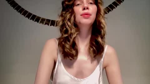 Nikki online show from January 9, 10:09 am