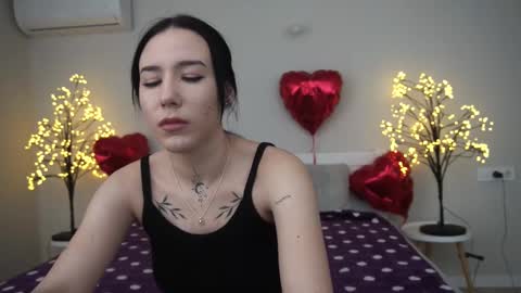 Snapshot of nikkigoldx chatting on March 3, 1:37 pm Nikki online show from March 3, 1:37 pm