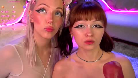 Snapshot of nikkisilk chatting on September 14, 8:18 pm Stassy Krissy Aria Lina online show from September 14, 8:18 pm