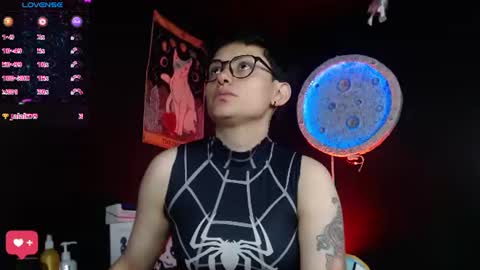 Nikky online show from June 12, 1:52 pm