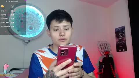 Snapshot of nikky_tomboy444 chatting on March 10, 1:21 pm Nikky online show from March 10, 1:21 pm