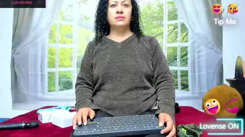 Snapshot of nikol32__ chatting on October 13, 11:46 am dayan online show from October 13, 11:46 am